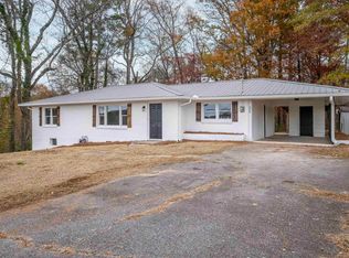 308 Wayne Ct, Weaver, AL 36277