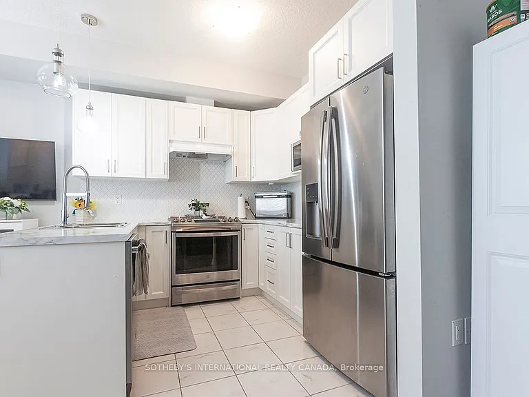 445 Ontario St S #120 — Photo 10
