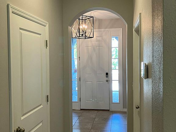 3rd image of 2531 Midnight Pearl Dr