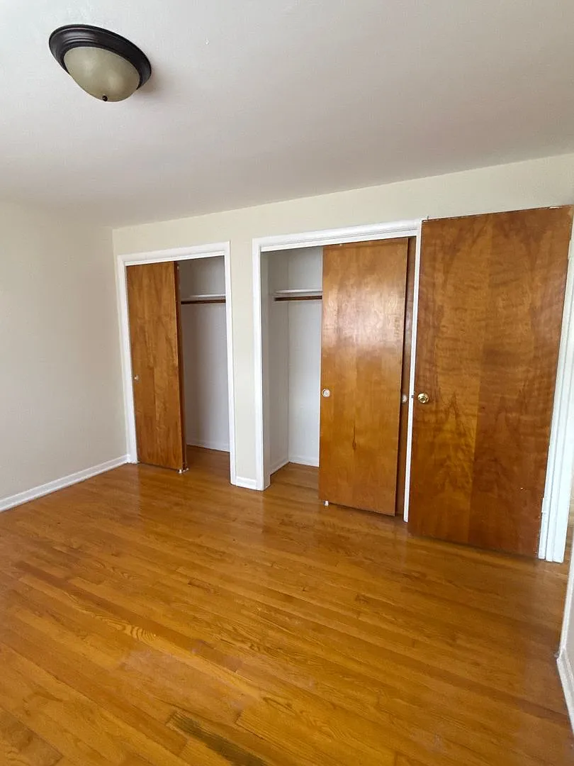 12619 - 12623 Lincoln Street — Photo 4
