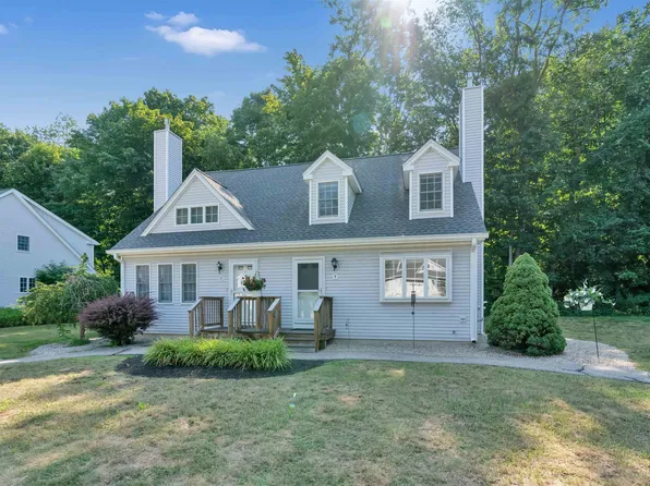 9 Wingate Lane, Dover, NH 03820