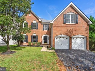42730 Freedom St, Chantilly, VA 20152