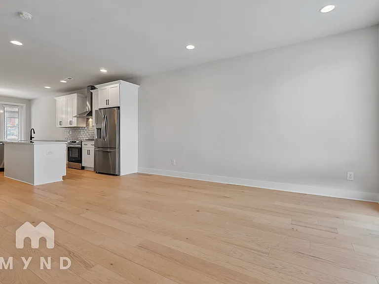 2242 N Graham St #2 — Photo 7