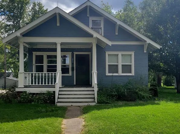 203 E Jefferson St, Mount Ayr, IA 50854