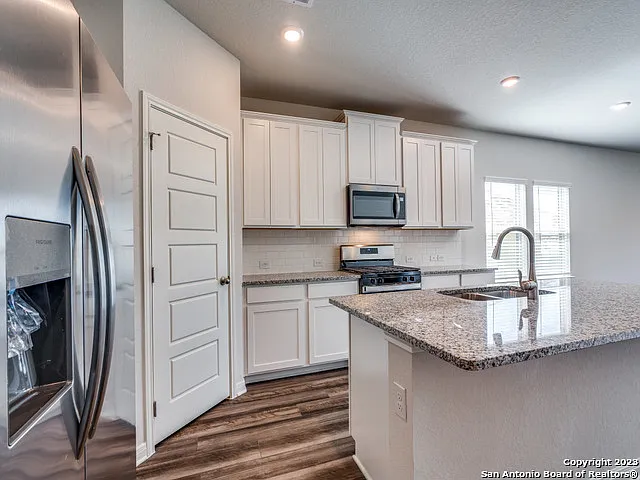 25853 Posey Dr — Photo 13