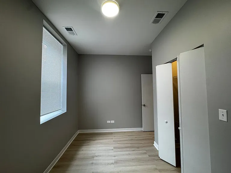 4007 W School St #3 — Photo 9