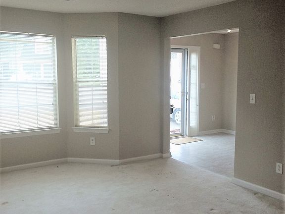 4th image of 3633 Salem Hills Dr