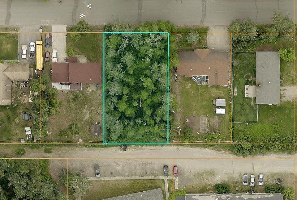 2nd image of L5-B52 Glacier Ave