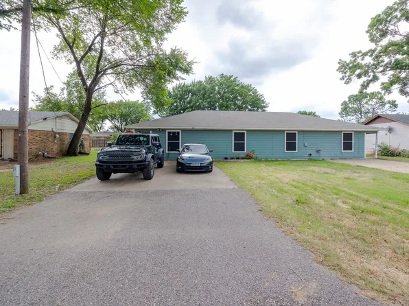 613 N Cherry St APT A, Aubrey, TX 76227