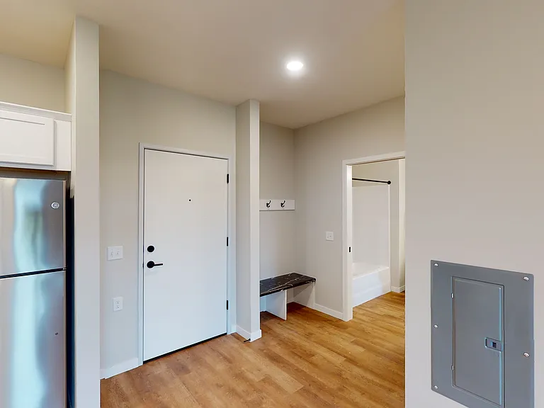 2901 S Burnsfield Ave #102 — Photo 7
