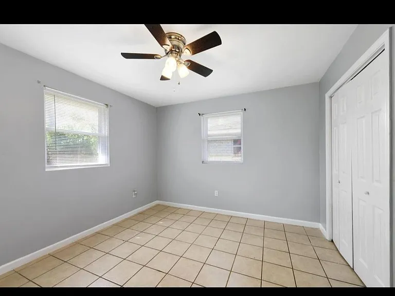 314 E Liberaux St — Photo 3