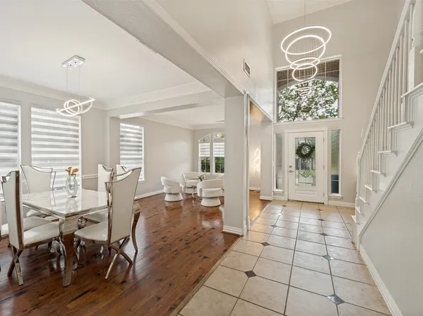 117 Red Bluff Dr, Hickory Creek, TX 75065