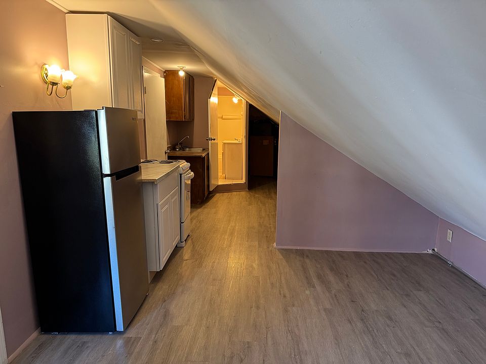 1st image of 25 Fallon Ave #3
