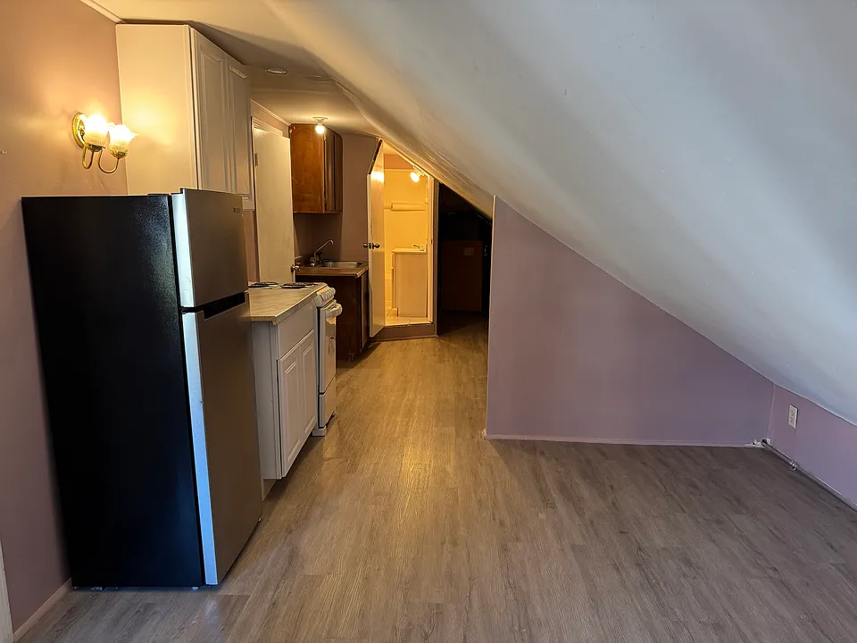 25 Fallon Ave #3