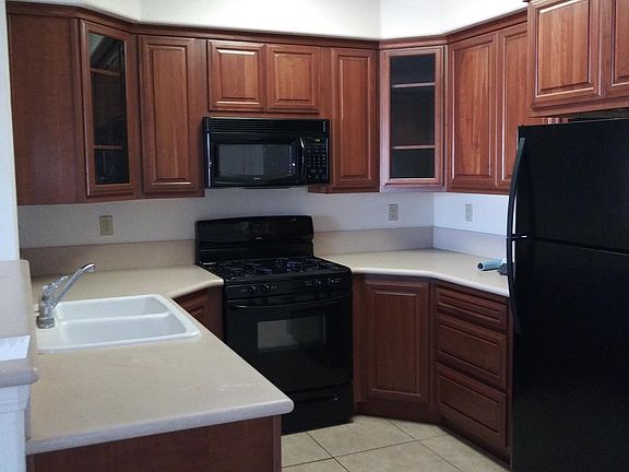4th image of 699 Wake Ave #52