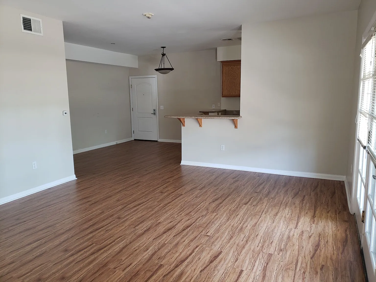Sedona Apartments — Photo 4