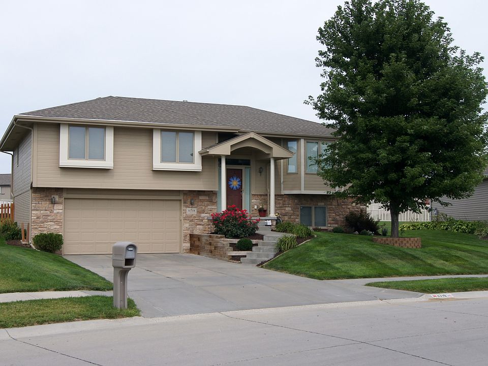 1st image of 11719 S 210th St