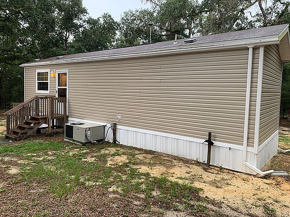 2nd image of 104 Viola Dr