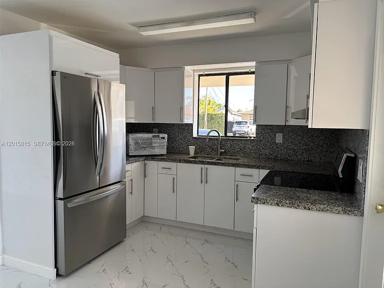 7343 SW 21st St #0 — Photo 5