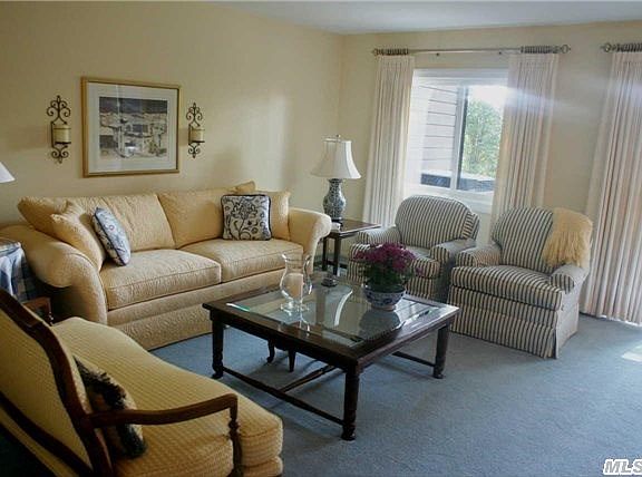 4th image of 125 Southgate Dr