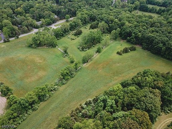 3rd image of 00 Stillwater Road