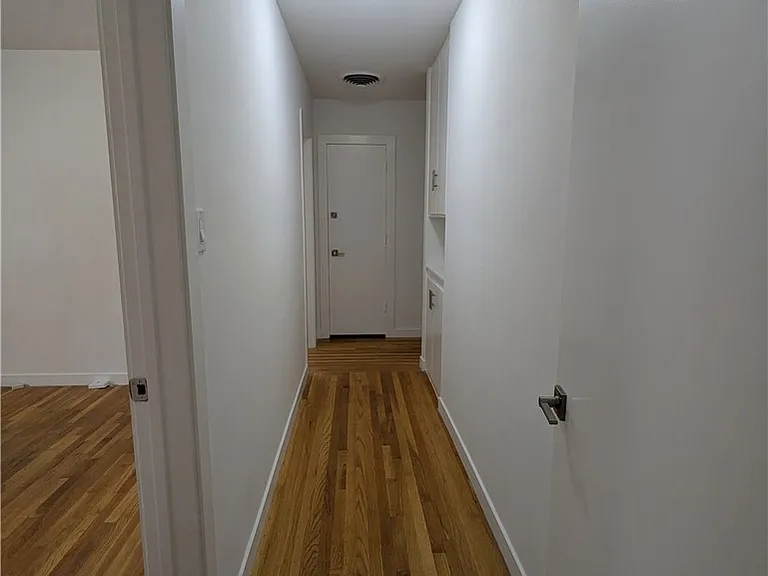 6829 McLennan Ave — Photo 18