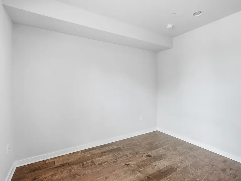 444 Kingsley St #444 — Photo 15
