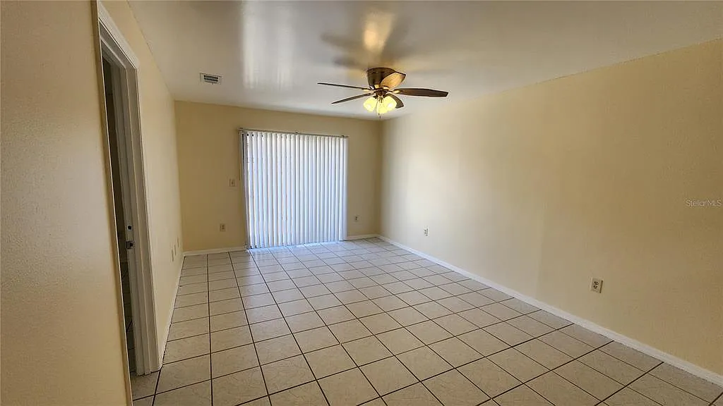 2 bed, 2.0 bath, 991 sqft, $1,550 — Photo 3