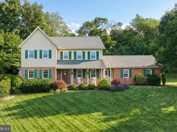 3133 Wheatlyn Rd, York, PA 17402