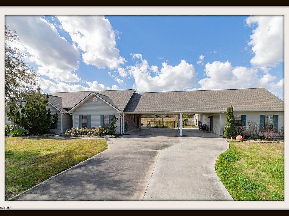 1st image of 1718 Crepe Myrtle Dr