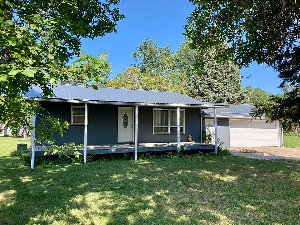 631 S Quapaw St, Iroquois, SD 57353 MLS 23134 Zillow