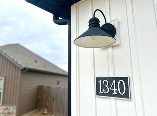 1340 Mount Hood Dr, Centerton, AR 72719