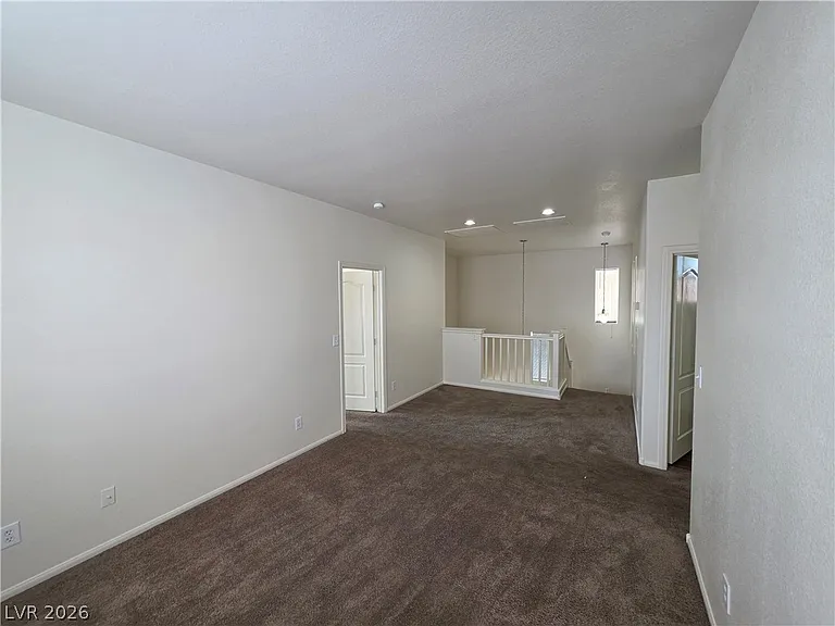 731 Emerald Idol Pl — Photo 64