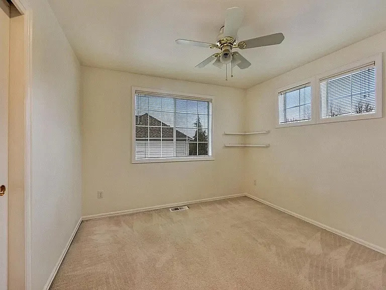 19120 NE 46th Ct — Photo 18