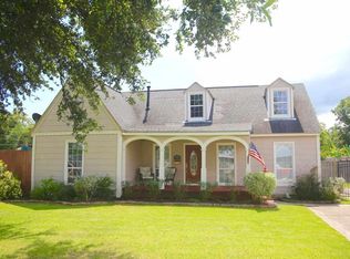 3801 Pure Atlantic Rd, Groves, TX 77619