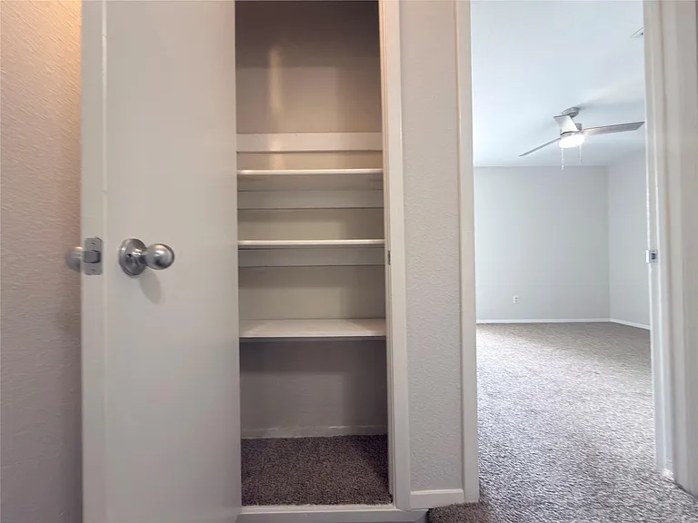 2018 W Rundberg Ln #6A — Photo 12