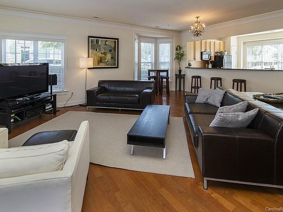 4th image of 920 White Point Dr #207