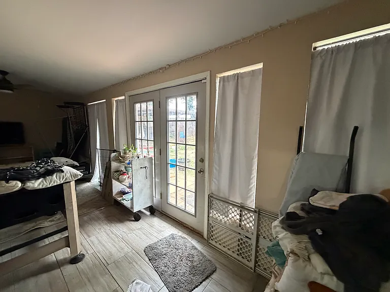805 Windmere Cir — Photo 4