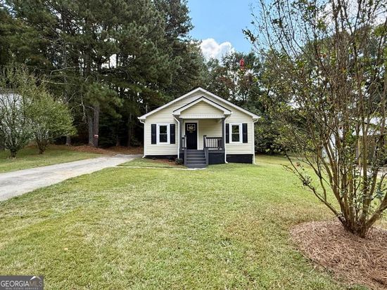 146 Carter St, Carrollton, GA 30117