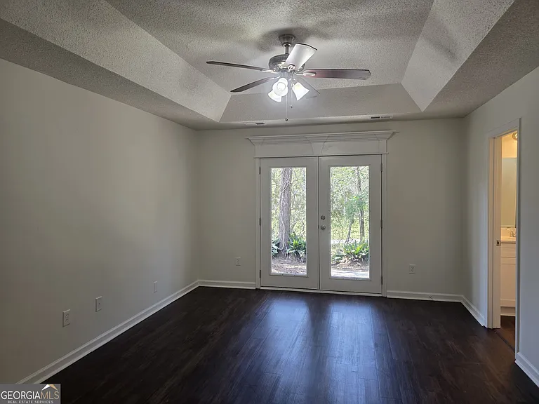 434 Roberts Way — Photo 18