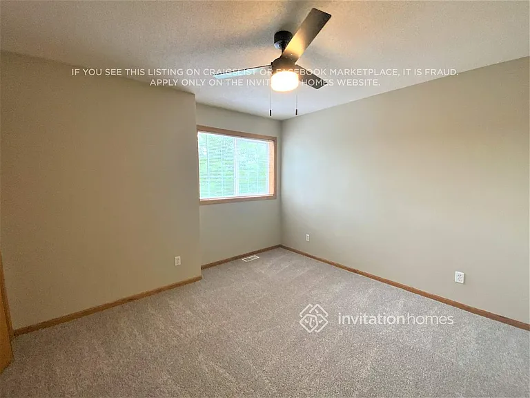10128 45th Pl NE — Photo 9