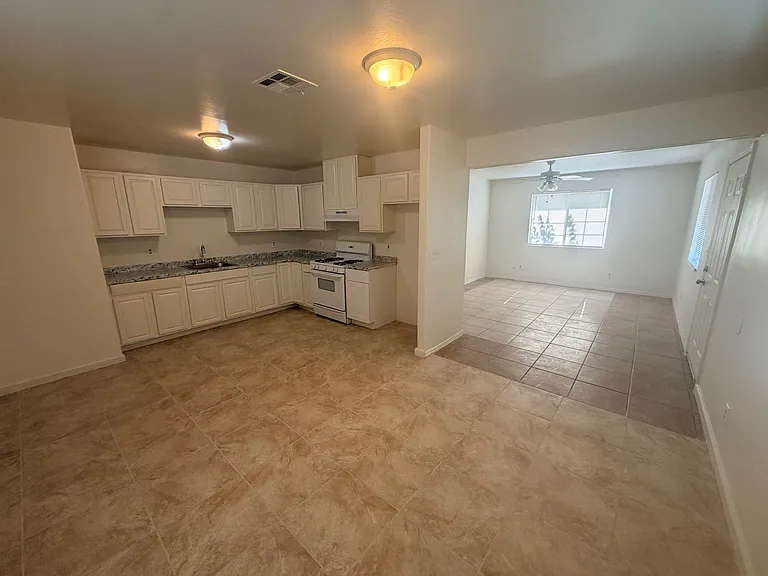 1803 Larcus Ave #A — Photo 14