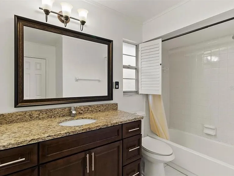 8413 Shady Glen Dr — Photo 27