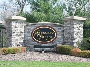 10205 Deer Vista Dr UNIT 104, Louisville, KY 40291