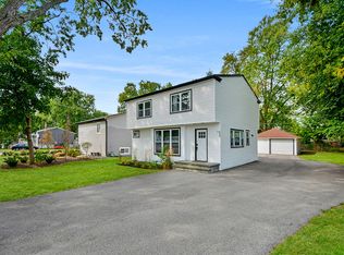 1410 Juneway Ter, Round Lake Beach, IL