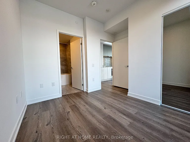 395 Square One Dr #1408 — Photo 27