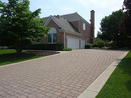 2nd image of 301 Cobblestone Ct
