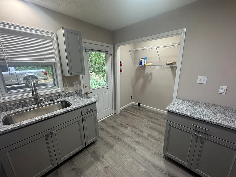 17 Tree Canopy Ln — Photo 6