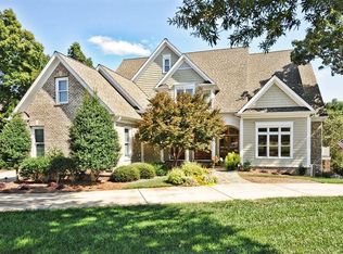 7510 Seton House Ln, Charlotte, NC 28277