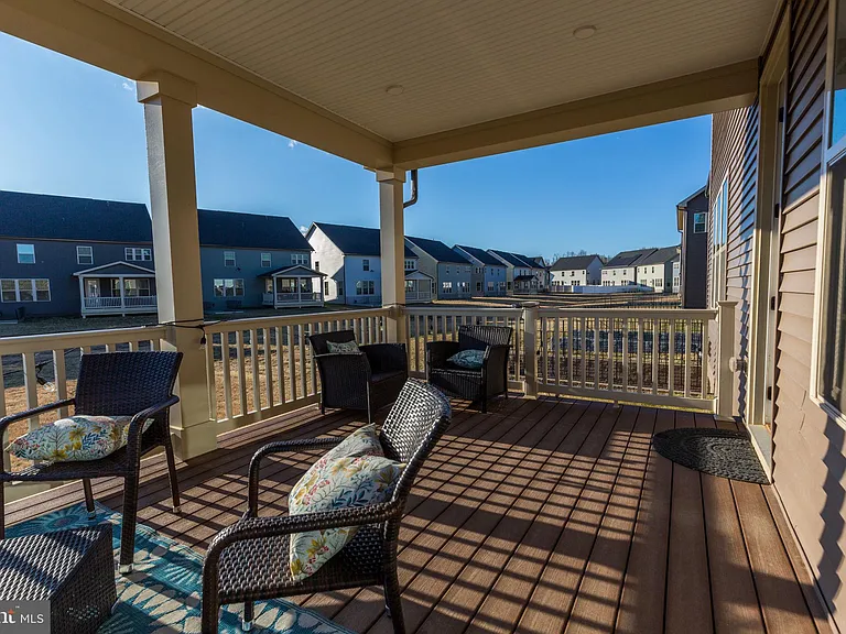 6547 Clubhouse Dr — Photo 33